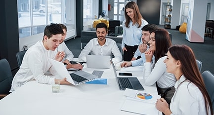 Navigating the Hybrid Workforce